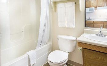 Woodspring I-45 Airtex Hotel 2*